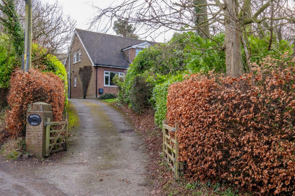 Additional property image - Beacon Hill, High Street, Low Pittington