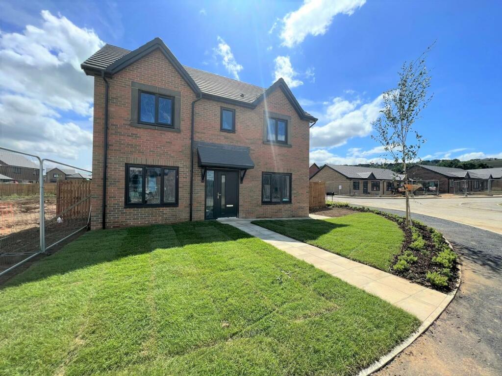4 bedroom detached house for sale in Plot 51, The Borrowby, Langley