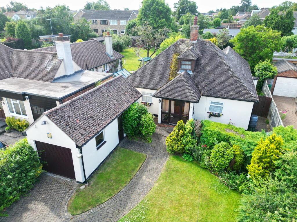 Main image of property: Maldon Road, Great Baddow, Chelmsford