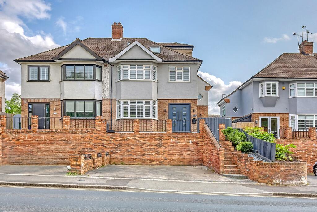 Main image of property: High Street, Brentwood