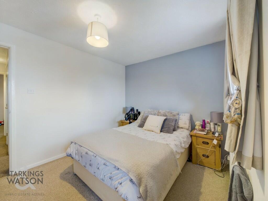 2 bedroom end of terrace house for sale in Chamberlin Court, Blofield