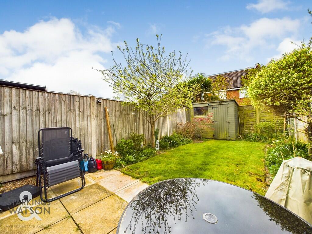 2 bedroom end of terrace house for sale in Chamberlin Court, Blofield