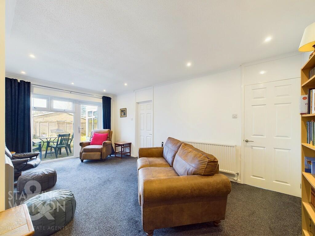 2 bedroom detached bungalow for sale in Brigham Close, Brundall