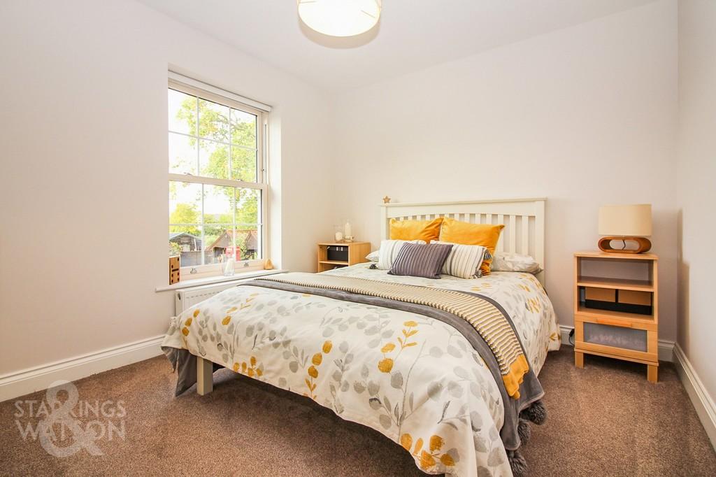 4 bedroom detached house for sale in Burston Road, Dickleburgh, Diss, IP21