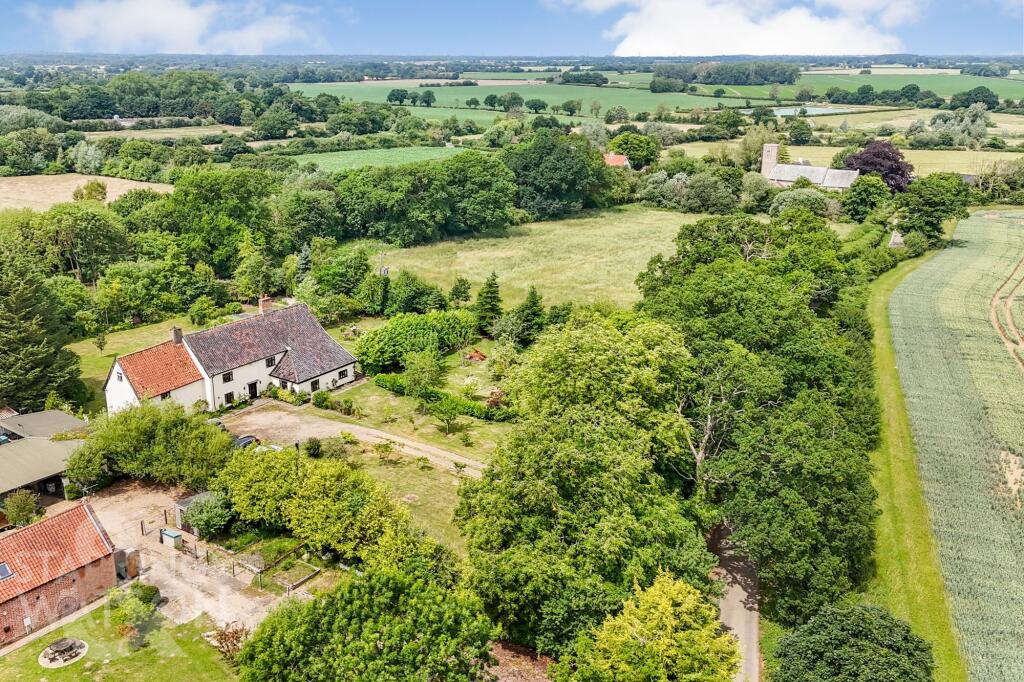 Main image of property: Hall Lane, Rushall, Diss