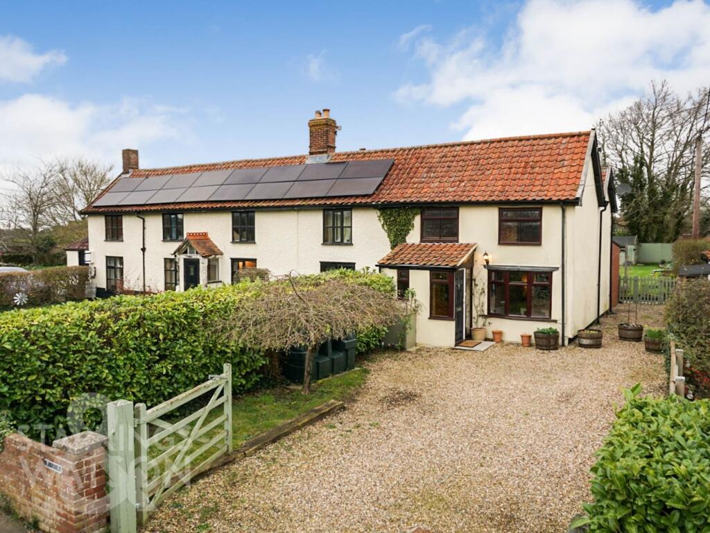 Main image of property: Long Stratton Road, Forncett St. Peter, Norwich