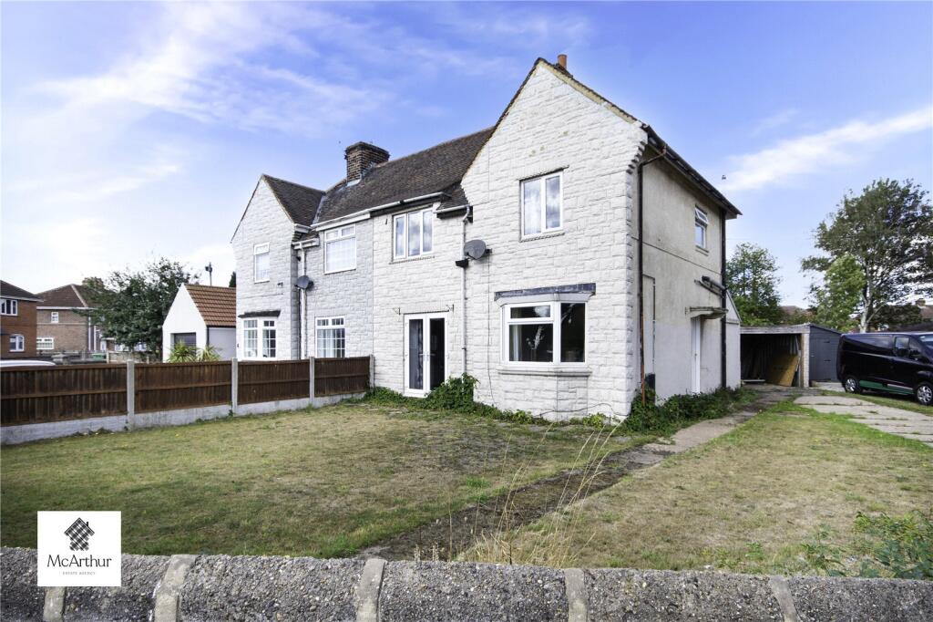 Main image of property: The Crescent, Bircotes, Doncaster, South Yorkshire, DN11