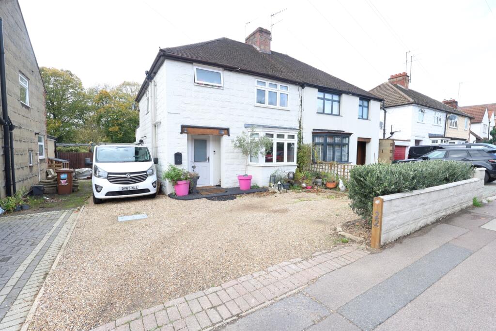 Main image of property: Primrose Hill, Kings Langley, Hertfordshire, WD4
