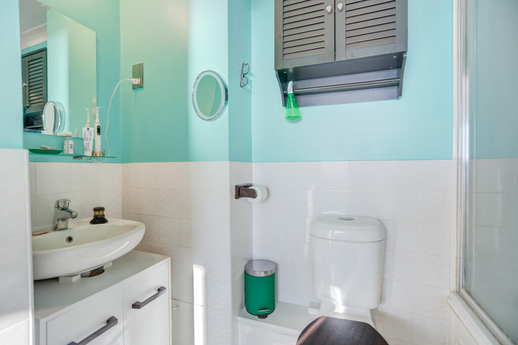 Additional property image - Kings Road, Brighton, East Sussex, BN1