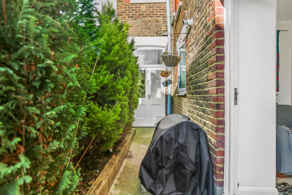 Additional property image - Highcroft Villas, Brighton, BN1