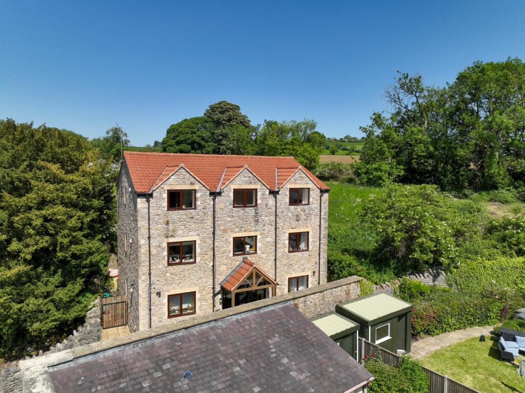 Property image - Charlton Apartments