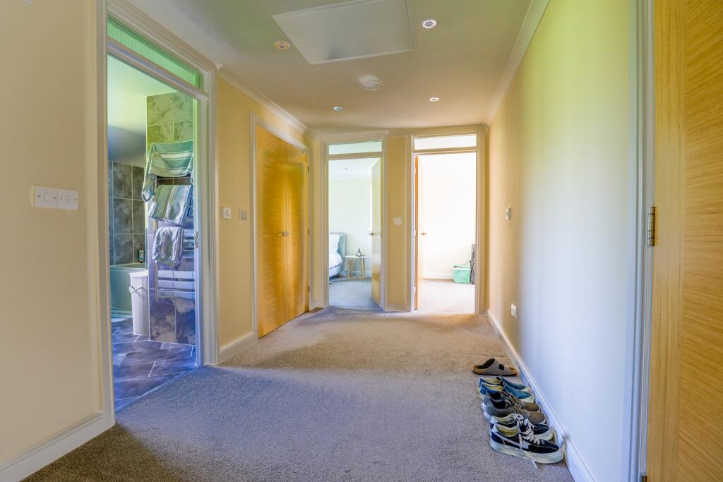 Additional property image - Charlton Apartments