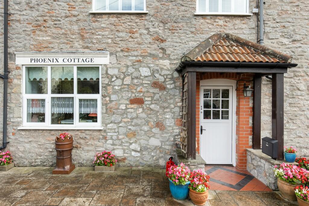 Additional property image - Phoenix Cottage, The Square, Westbury Sub Mendip