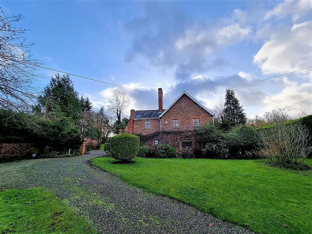 4 bedroom detached house for sale in Ashton, Leominster, Herefordshire