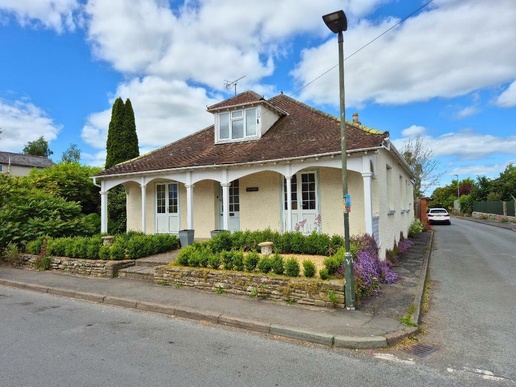 Main image of property: Kingsland, Leominster, Herefordshire, HR6 9QJ