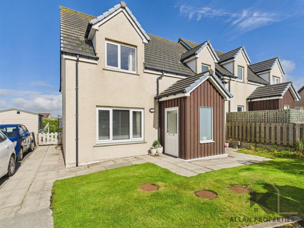 Main image of property: 13 Coplands Drive, Stromness, KW16 3BN
