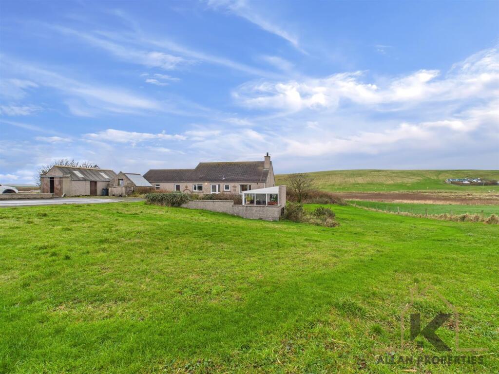Main image of property: Mossedge, St. Margarets Hope, Orkney, KW17 2TJ