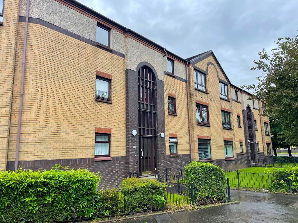 1 bedroom flat for sale in Sunnyside Road, Coatbridge, Lanarkshire, ML5