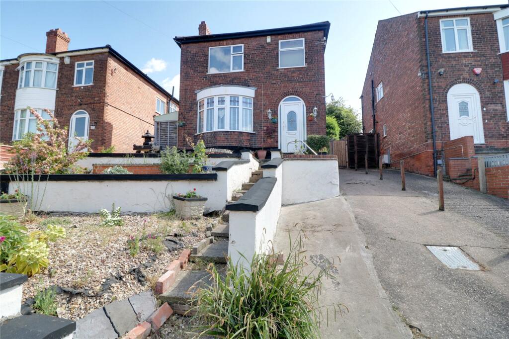 3 bedroom detached house