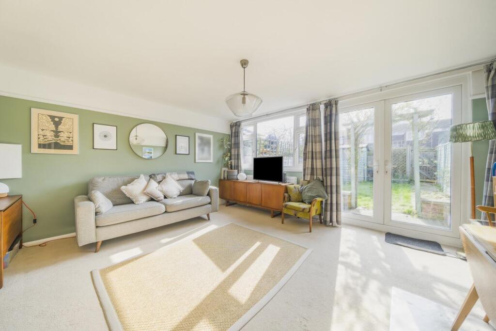 Main image of property: Hawthorn Grove, Penge, London, SE20