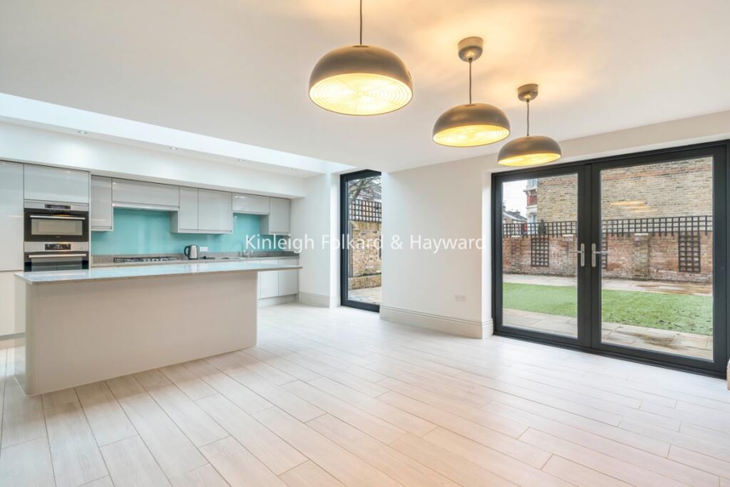 Main image of property: Knighton Park Road, London, SE26