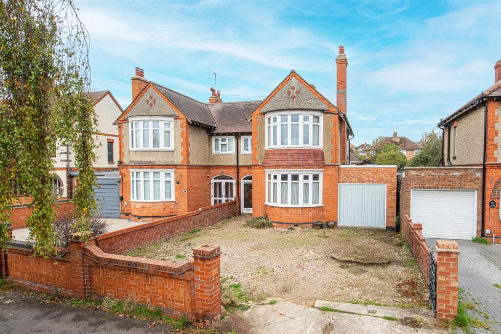 Main image of property: Northampton Road, Wellingborough