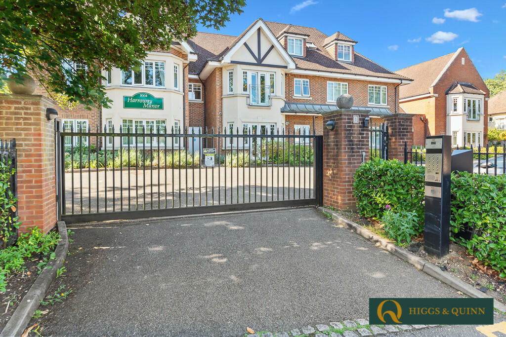 1 bedroom retirement property for sale in Harroway Manor, Leatherhead, KT22
