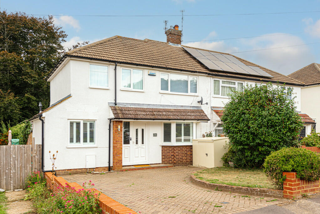 3 bedroom semidetached house for sale in Bookham, KT23