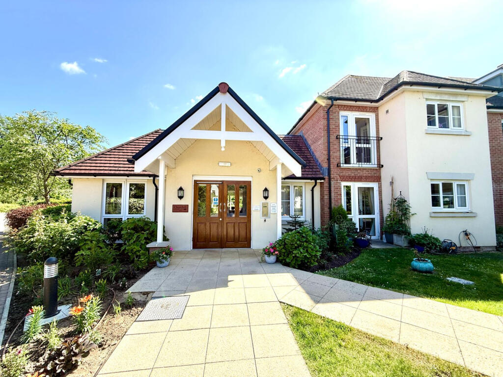Main image of property: Leatherhead