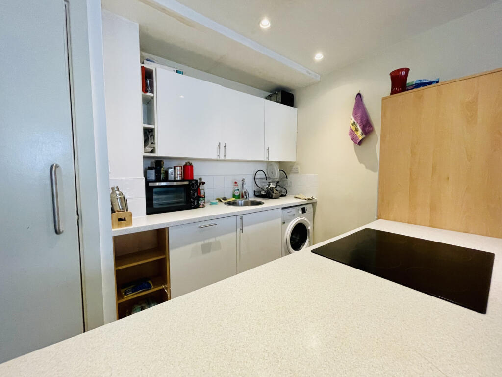 Additional property image - 9 Bennetts Hill, B2 5RS