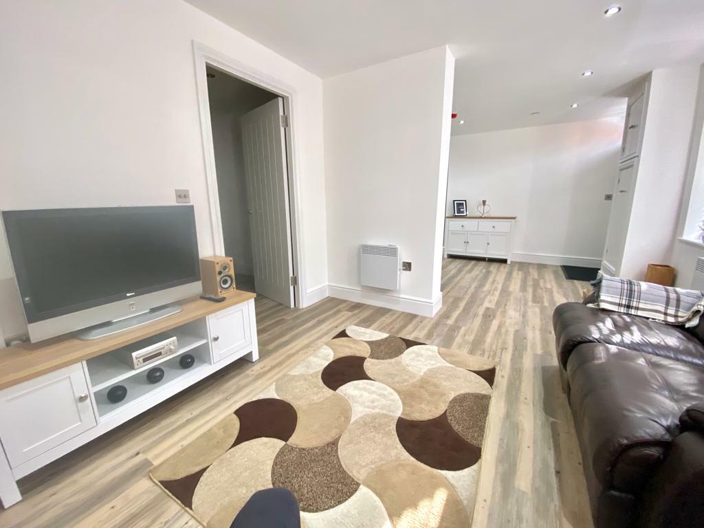 Additional property image - Flat 2, 125 Branston Street, B18 6BA