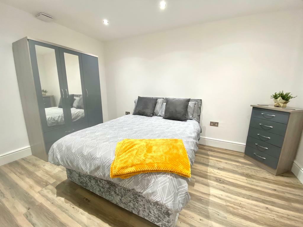 Additional property image - Flat 2, 125 Branston Street, B18 6BA