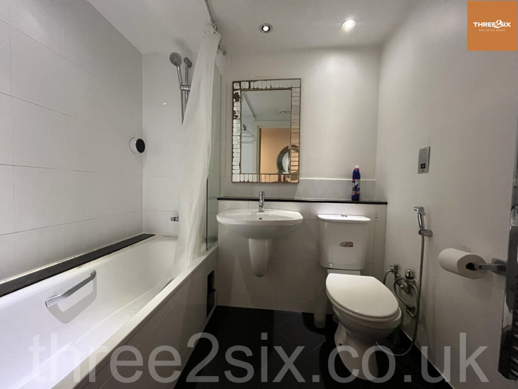 Additional property image - Islington Gates, B3 1JN