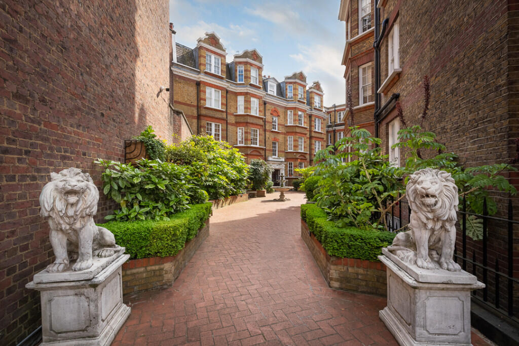 Main image of property: Kensington Church Street, London, W8