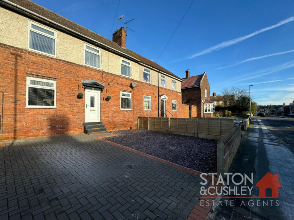 3 bedroom terraced house for sale in Grange Road, Blidworth, NG21