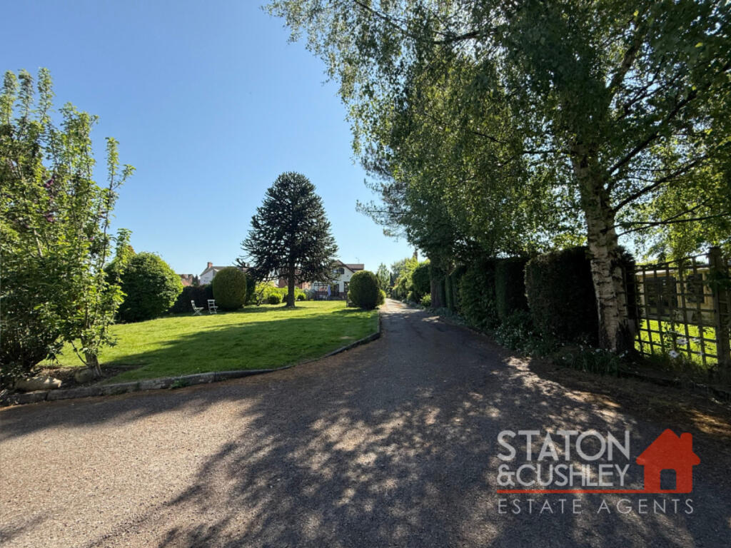 Main image of property: Alfreton Road, Sutton-in-ashfield, NG17
