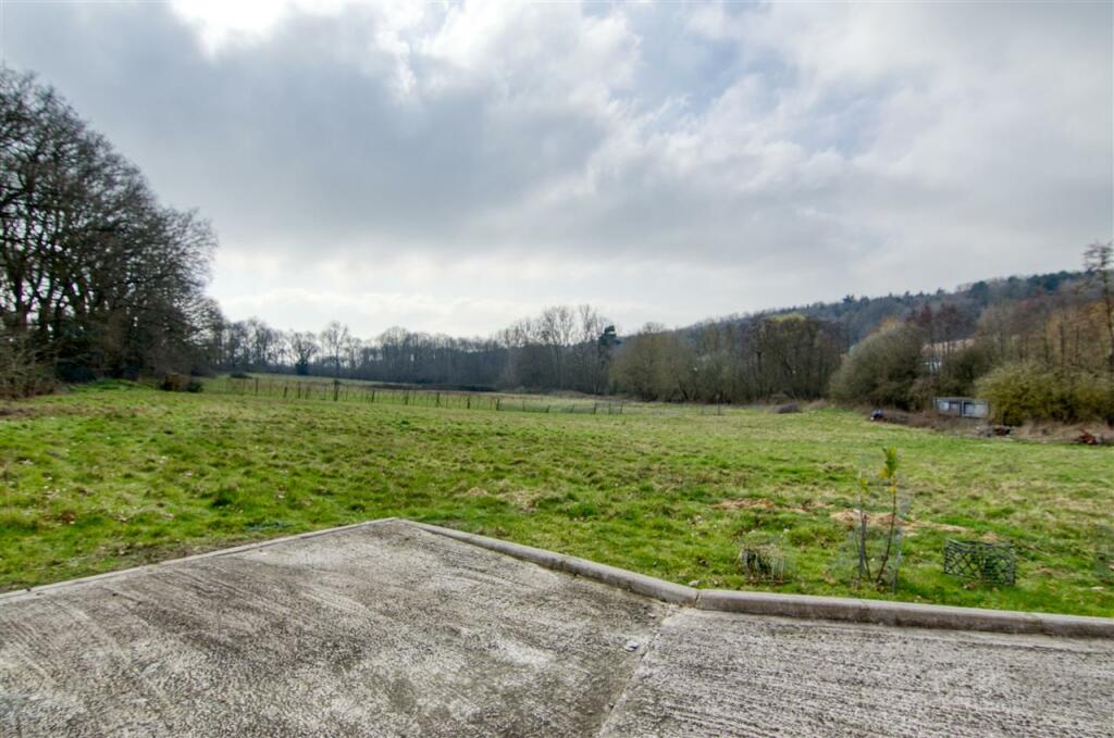 Additional property image - Brooklands View, Tenpenny Hill, Thorrington