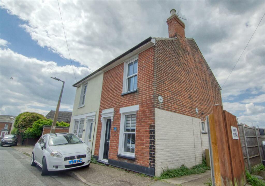 2 bedroom semidetached house for sale in Nelson Street, Brightlingsea, CO7