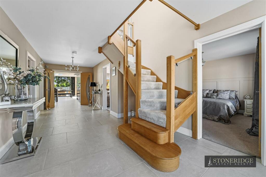 Additional property image - Maltings Lodge, Frating Road, Great Bromley