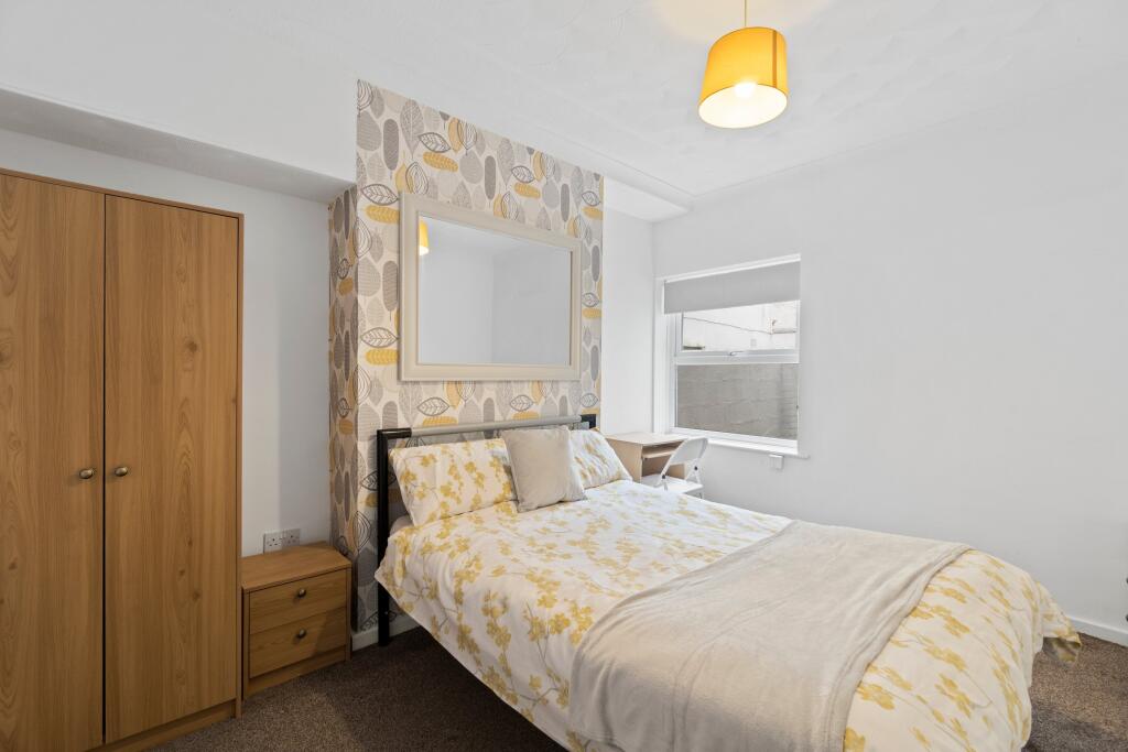 Main image of property: 9 College Road, Keyham, Plymouth