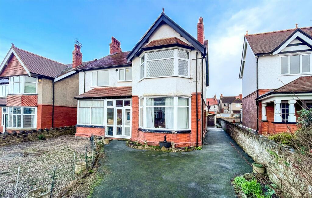 3 bedroom apartment for sale in Wynn Avenue, Old Colwyn, Colwyn Bay