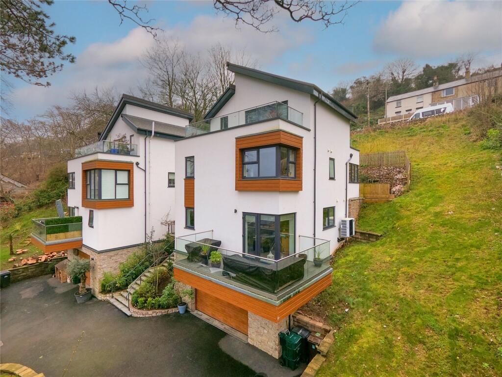 4 bedroom detached house for sale in Tan Yr Allt Road, Llanddulas
