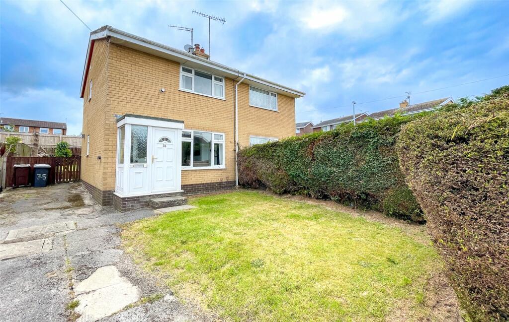 2 bedroom semidetached house for sale in Bryn Celyn, Colwyn Bay, Conwy