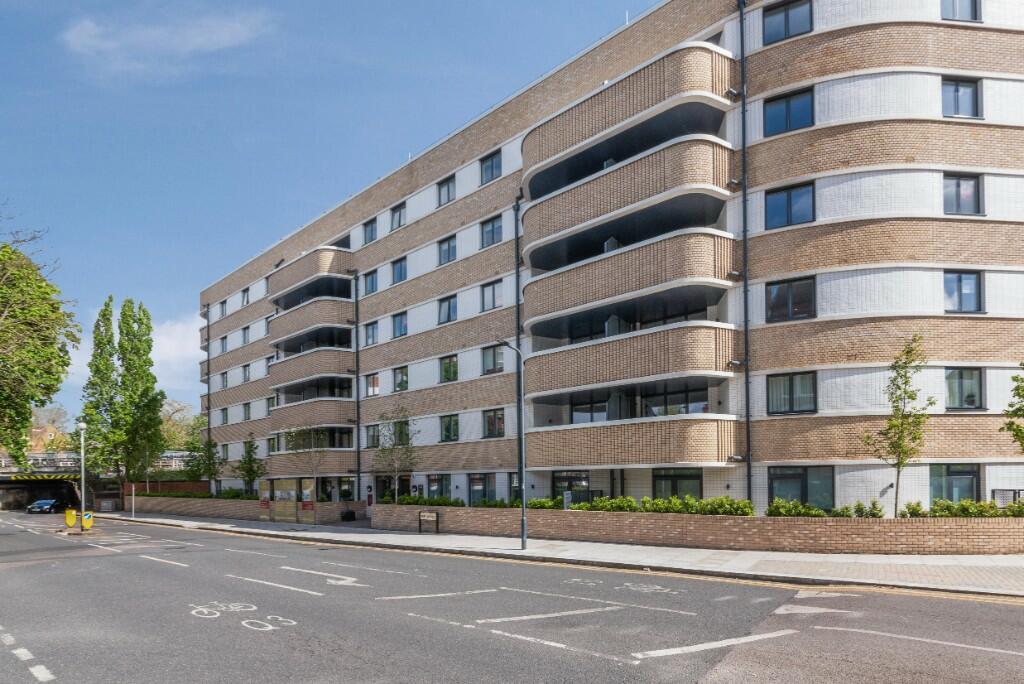 Main image of property: Park Avenue, London, NW2