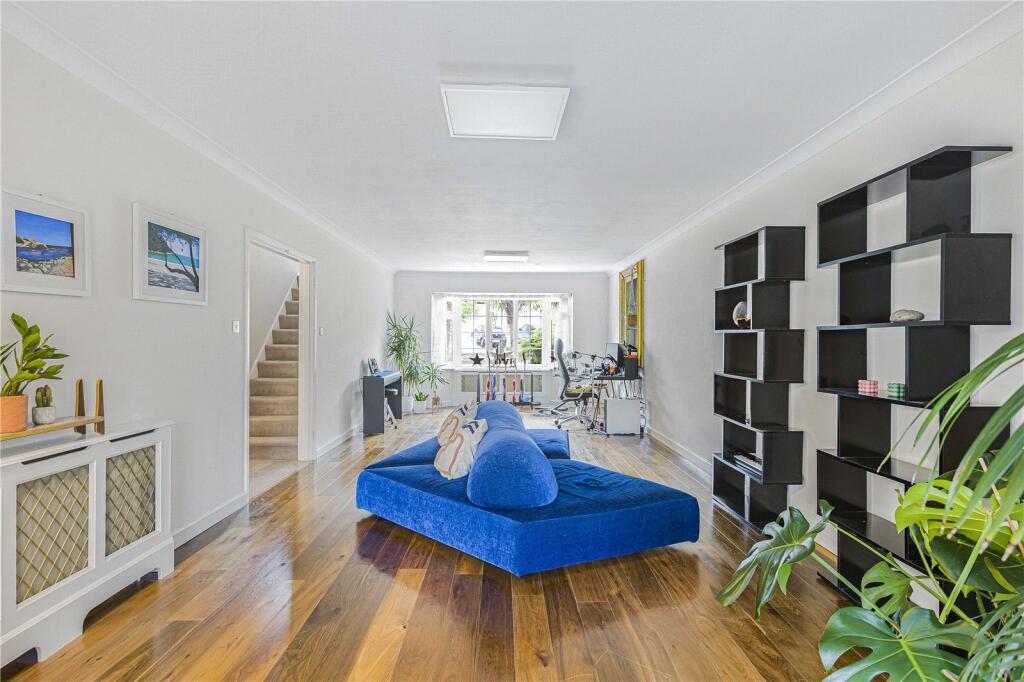 Main image of property: Claremont Road, Hadley Wood, EN4
