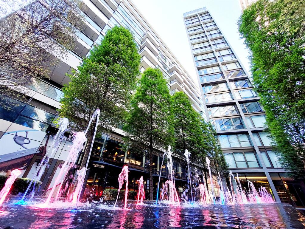 Main image of property: Crown Square, London, SE1