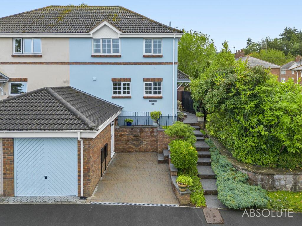3 bedroom semidetached house for sale in West Cliff Road, Dawlish, EX7