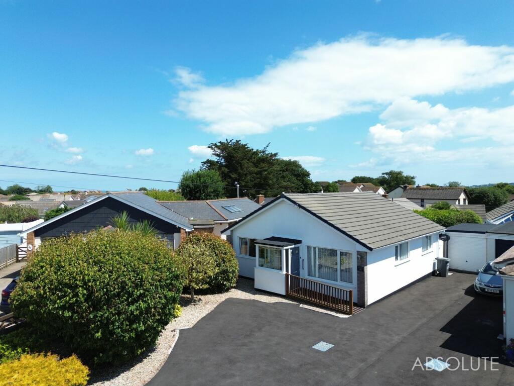 2 bedroom detached bungalow for sale in Davies Avenue, Paignton, TQ4
