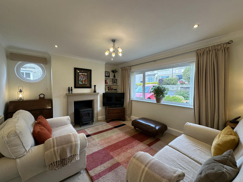 Additional property image - Moorfield Drive, Oakworth, BD22