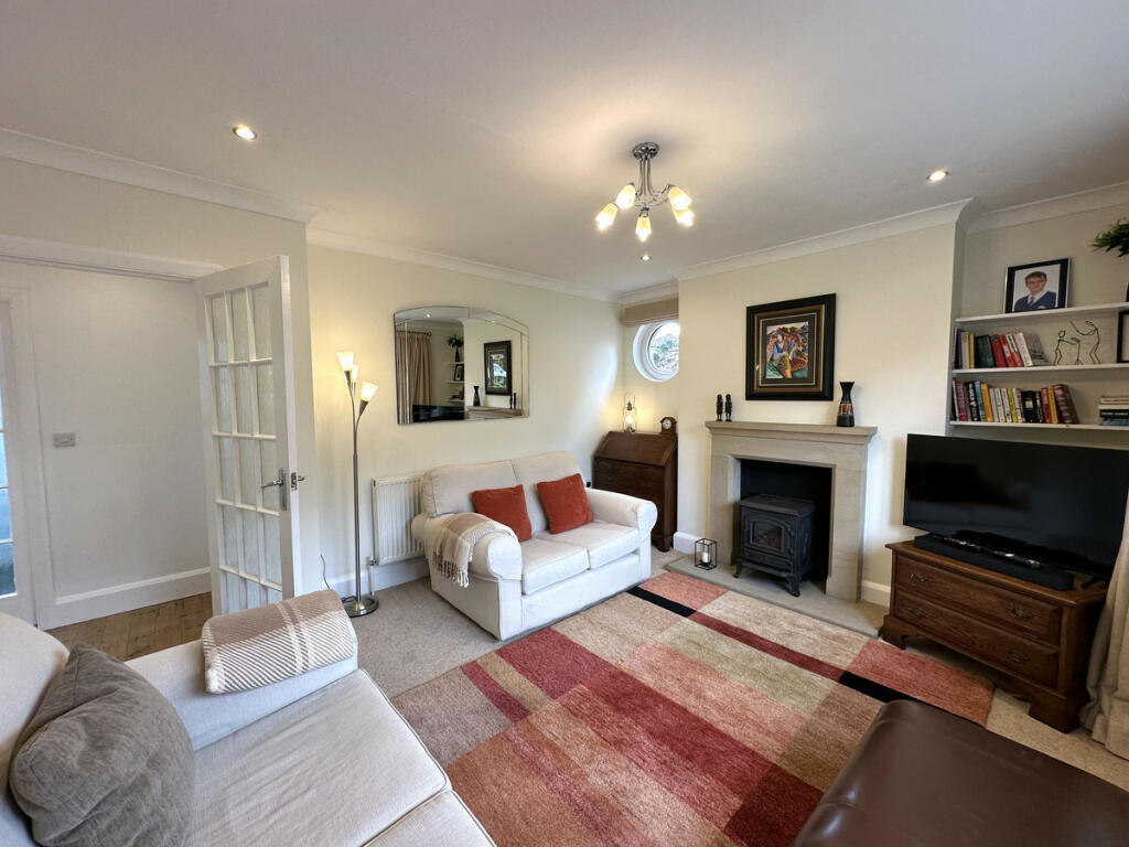 Additional property image - Moorfield Drive, Oakworth, BD22